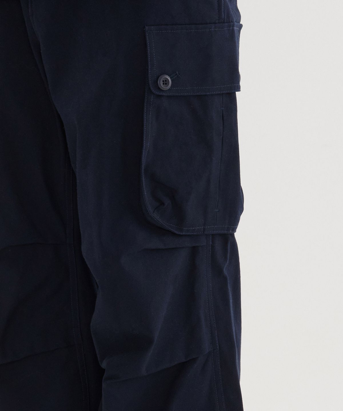 커버낫(COVERNAT) 세미와이드 워크 파라슈트 팬츠 Dark Navy