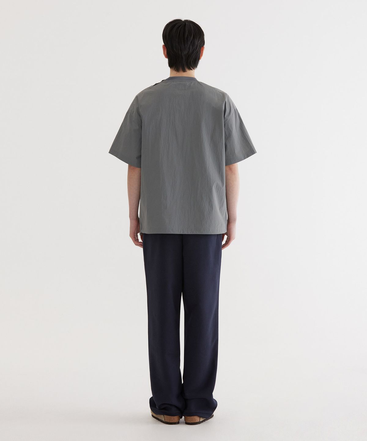 커버낫(COVERNAT) 세미와이드 C 로고 스웻 팬츠 Dark Navy