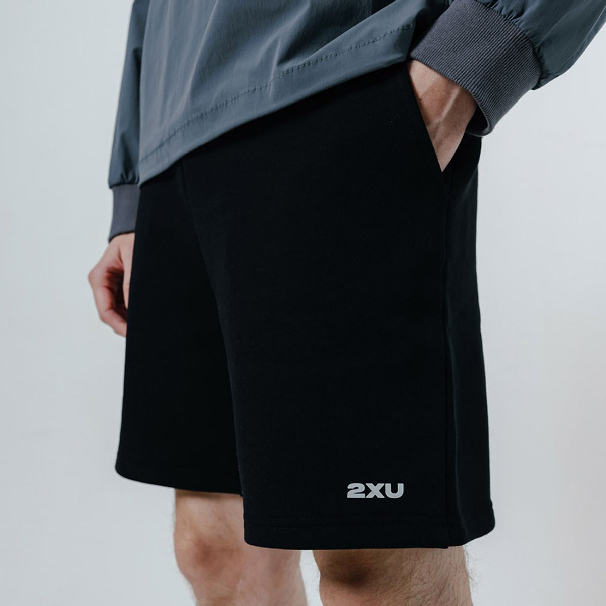 투타임즈유(2XU) 공용 스웻 쇼츠 블랙_UK0401ABLK-WHT