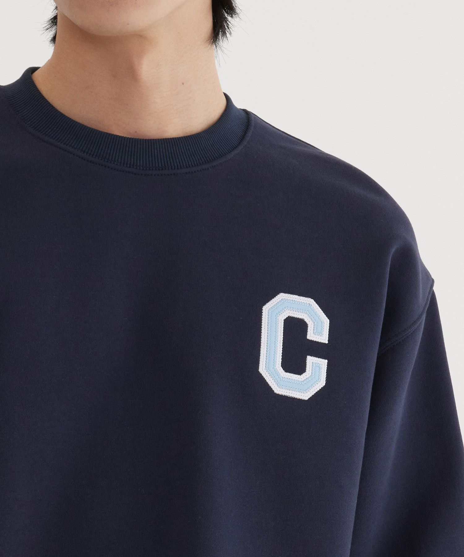 スウェット・トレーナー COVERNAT Emblem Logo Man to Man Navy MUSINSA | COVERNAT C Logo Man to Man Dark Navy