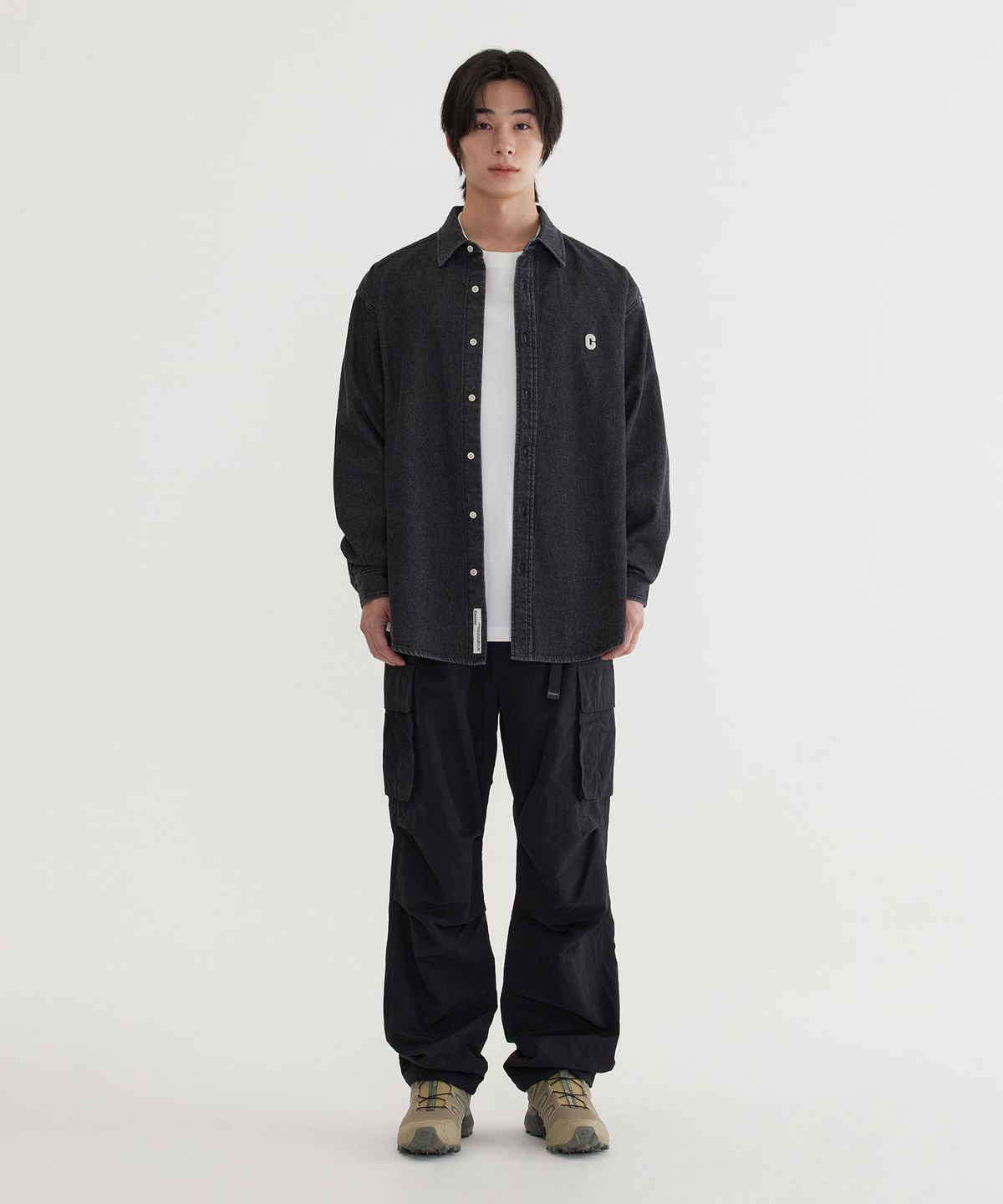 커버낫(COVERNAT) C 로고 데님 셔츠 Black