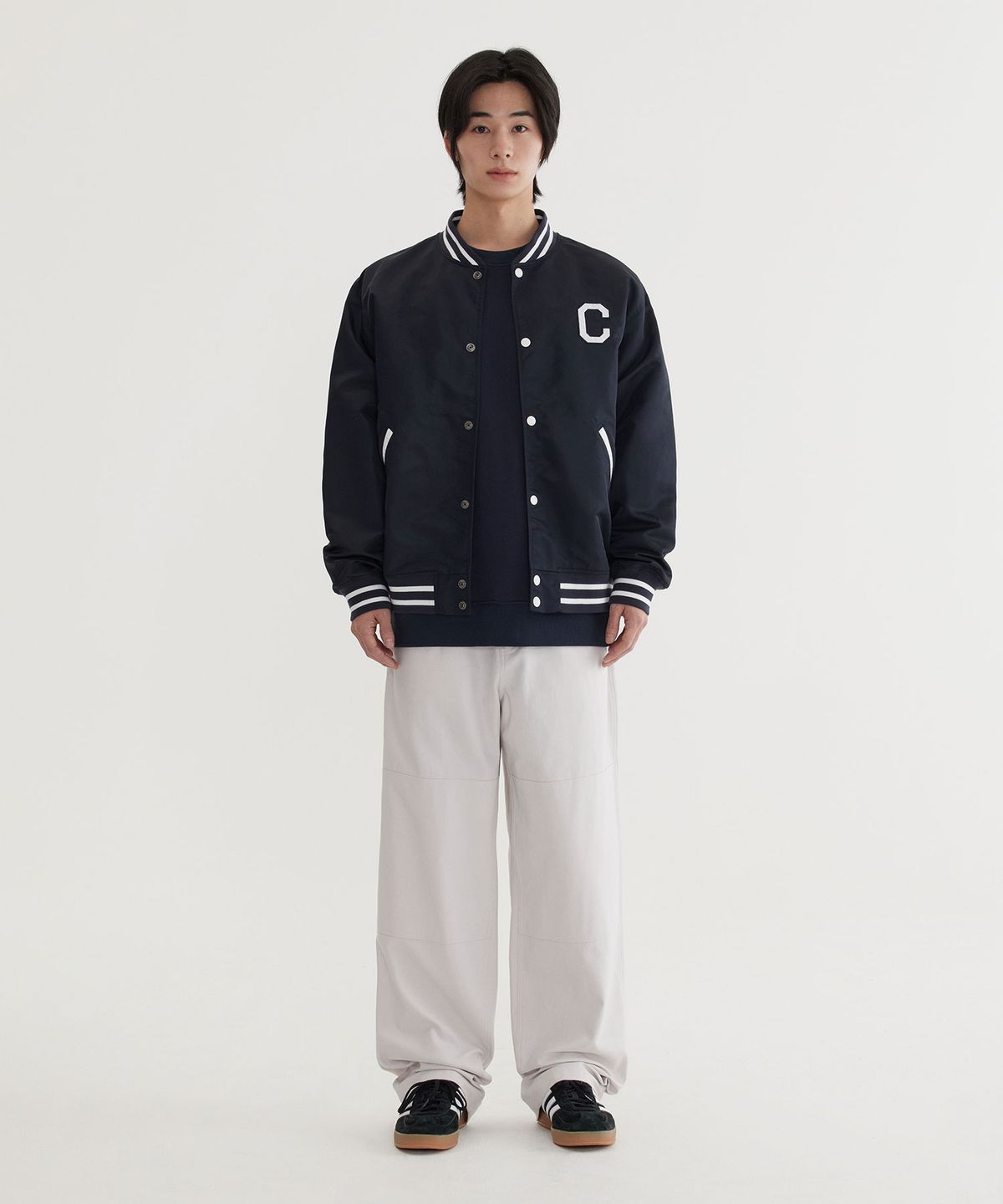 커버낫(COVERNAT) C 로고 바시티 Dark Navy