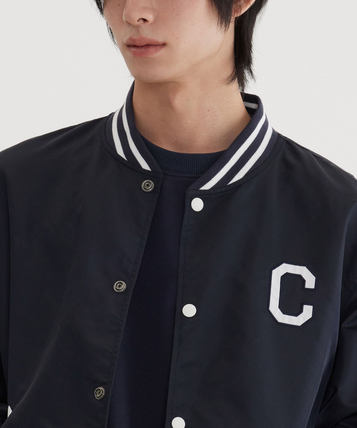 커버낫(COVERNAT) C 로고 바시티 Dark Navy
