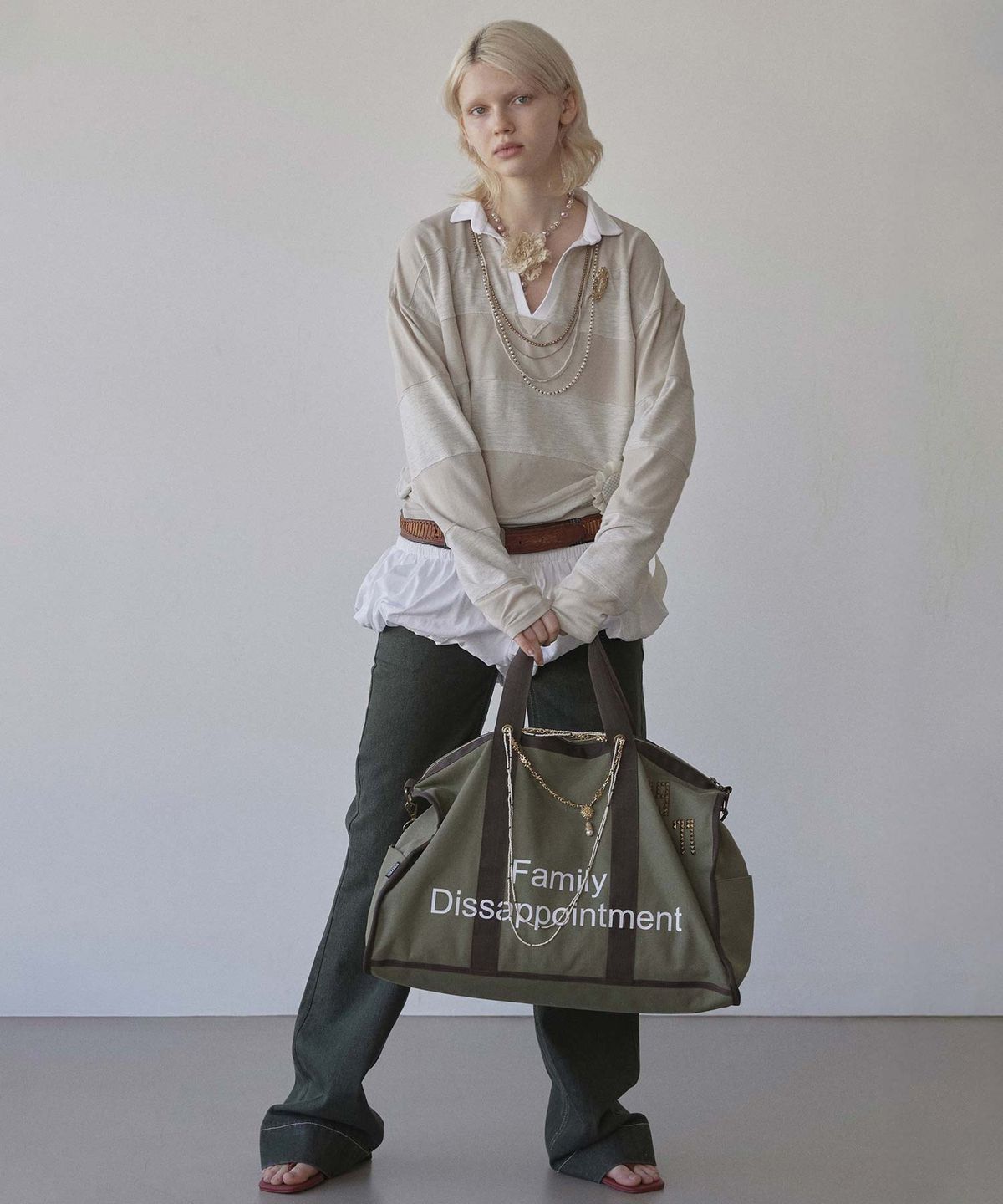 스컬프터(SCULPTOR) Family Diss(appointment) Tote Bag Khaki