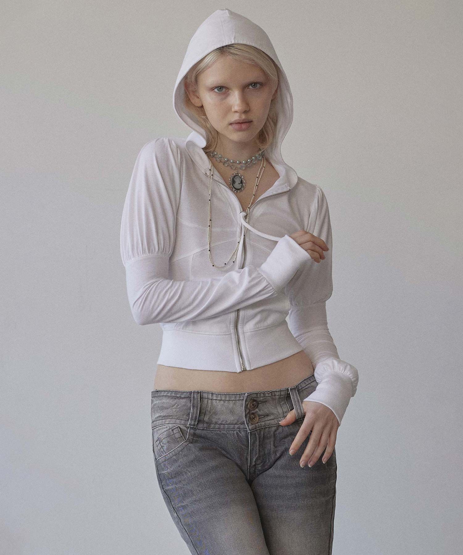 MUSINSA | SCULPTOR Solid Zip-Up Hoodie White