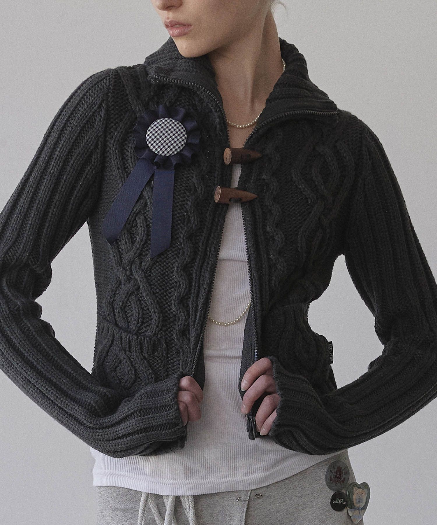 MUSINSA | SCULPTOR Two Way Cable Cardigan Charcoal