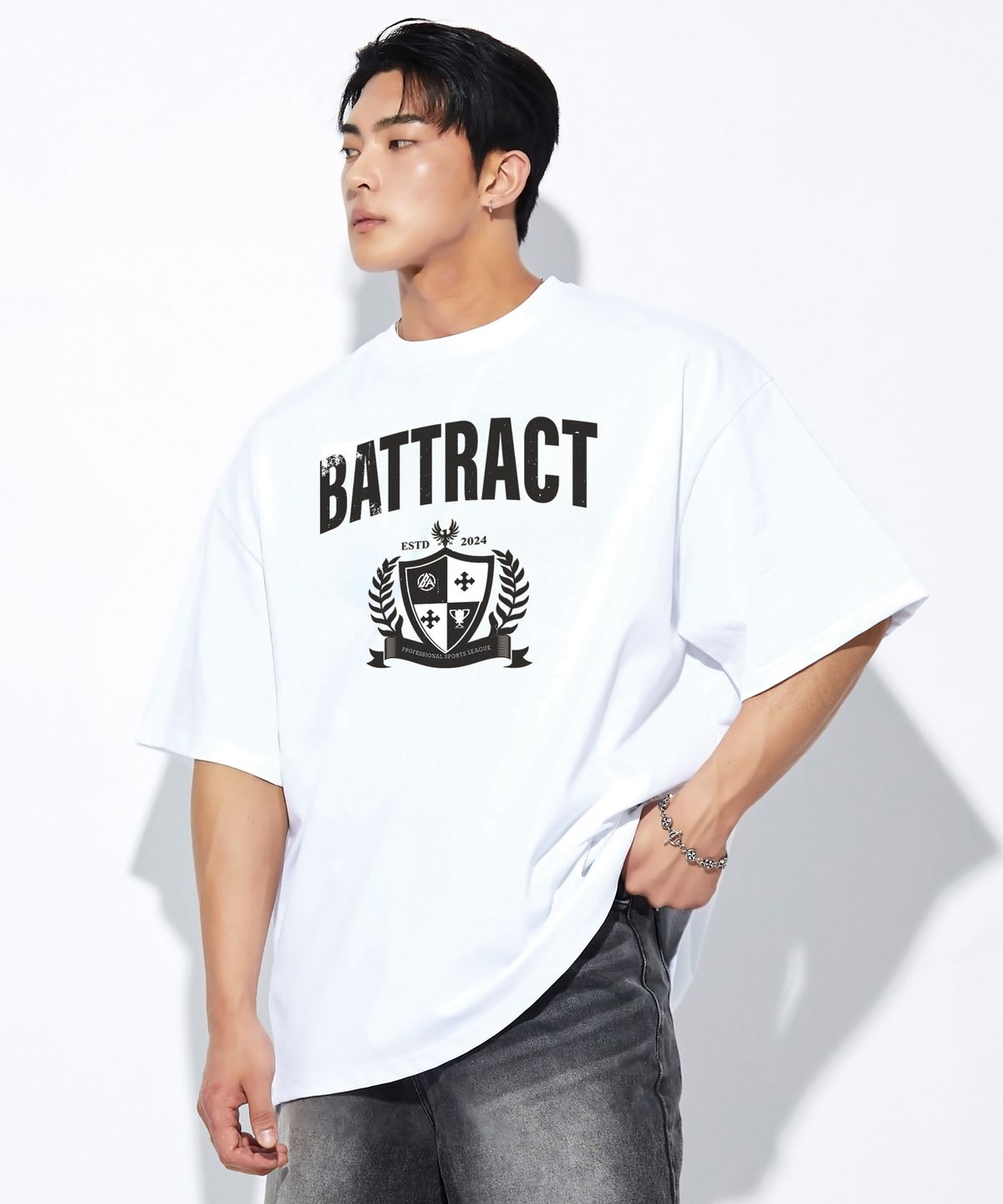 베트랙트(BATTRACT) 쉴드 프린팅 오버 핏 반팔_화이트