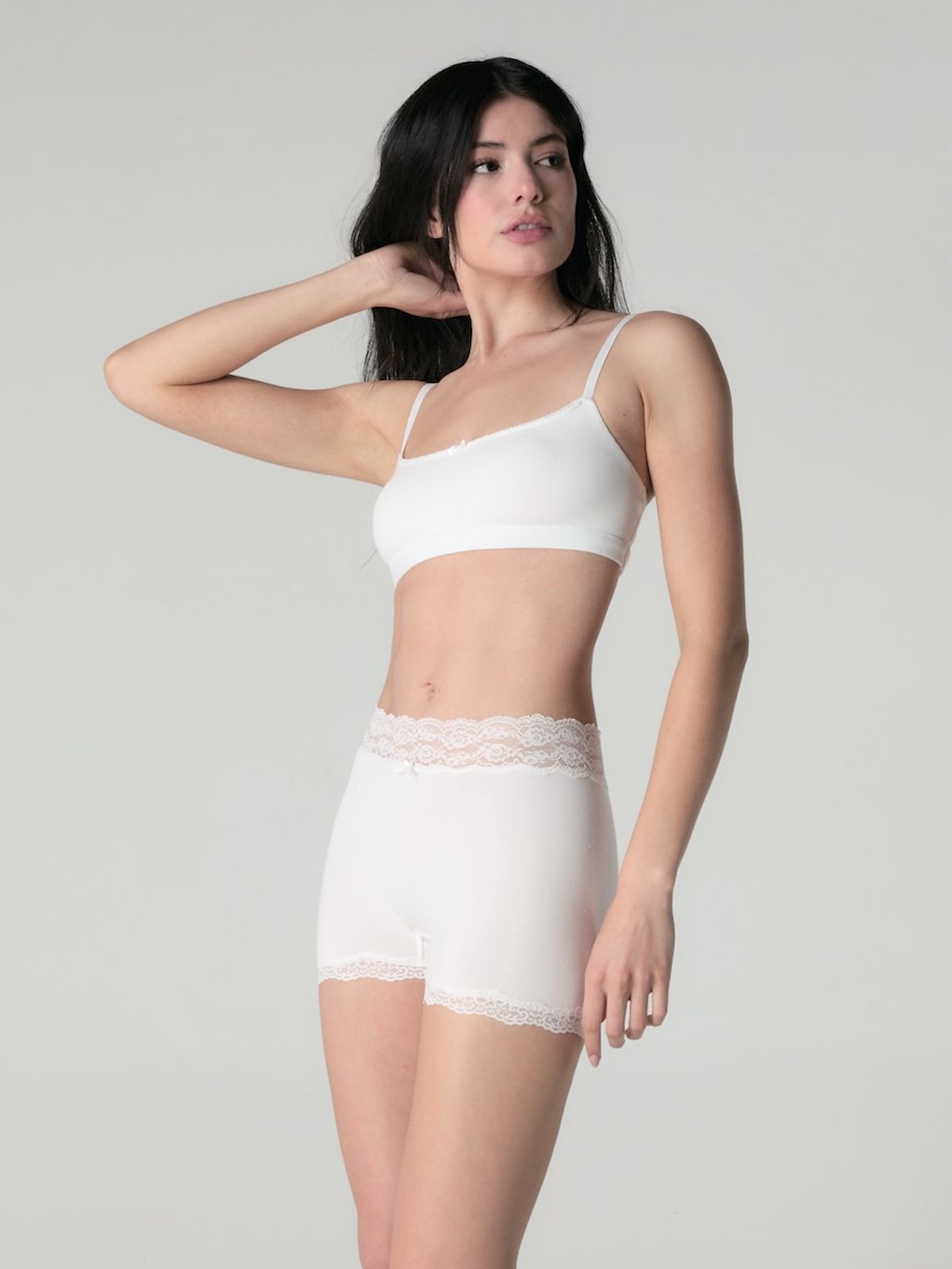 글로니(GLOWNY) MELLOW SCOOP BRA (WHITE)