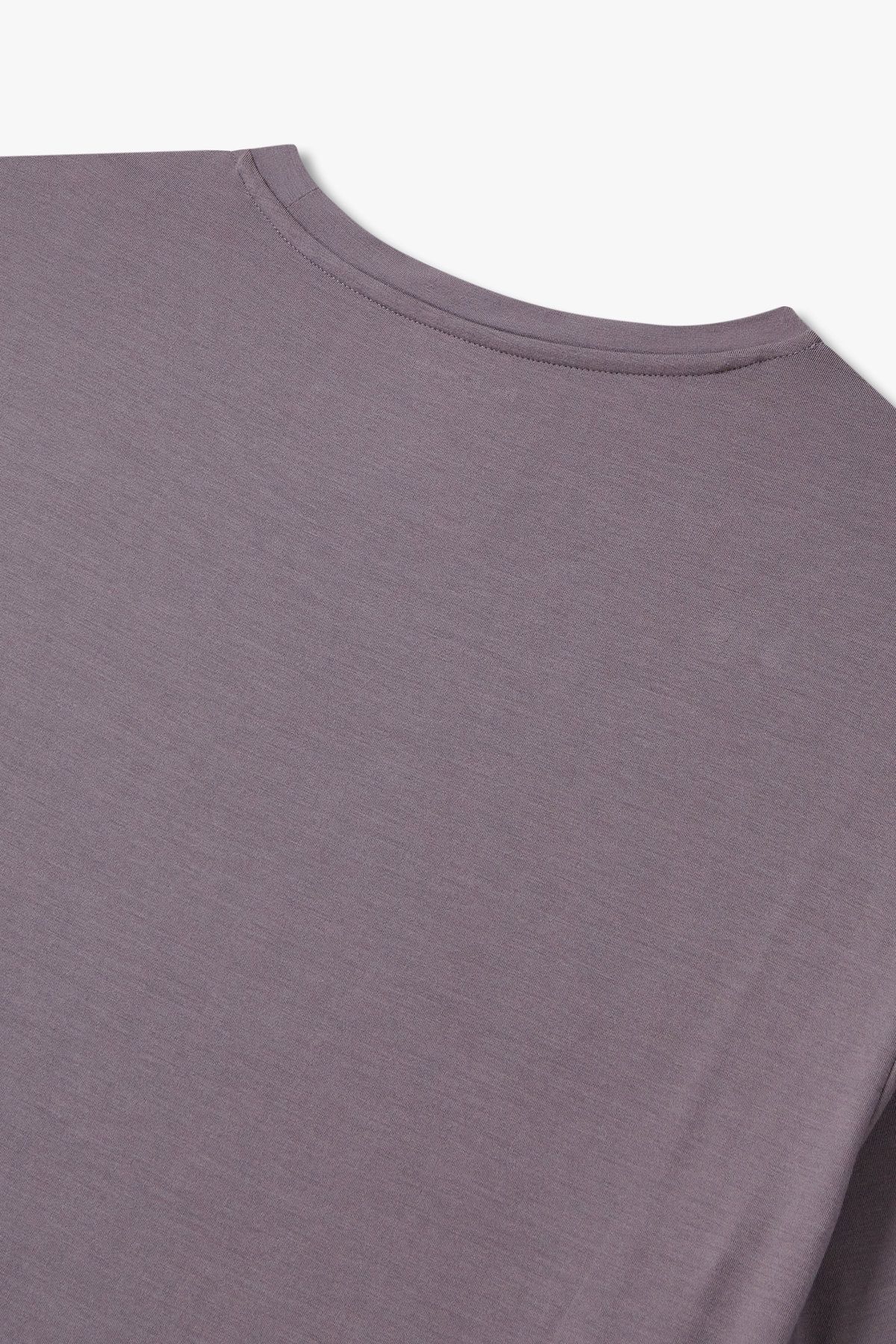 엠포리오 아르마니 언더웨어(EMPORIO ARMANI UNDERWEAR) 남성 이글 로고 레이온 라운지 티셔츠_다크 퍼플 0815134005