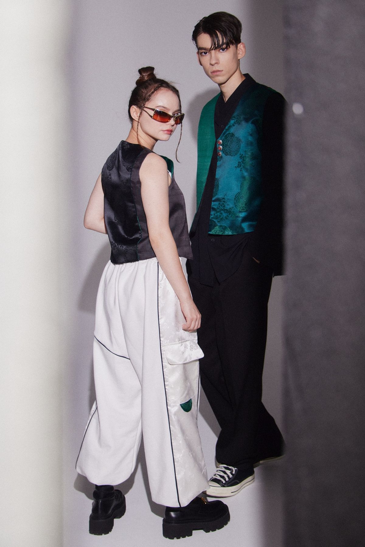 칠 하나 투 구육(71TO96) Hanbok sweat setup-pants (White)