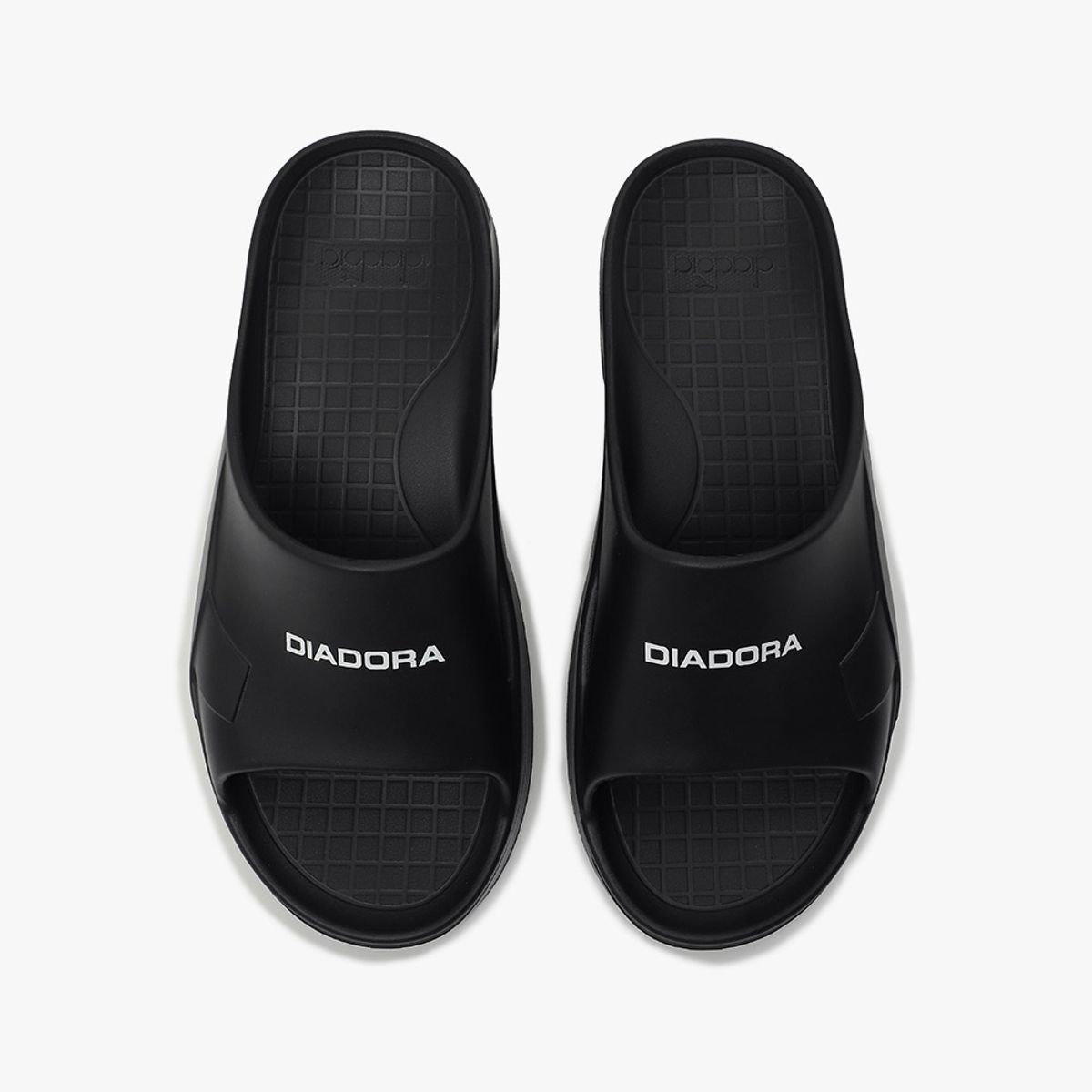디아도라(diadora) 포사 슬라이드 BLACK