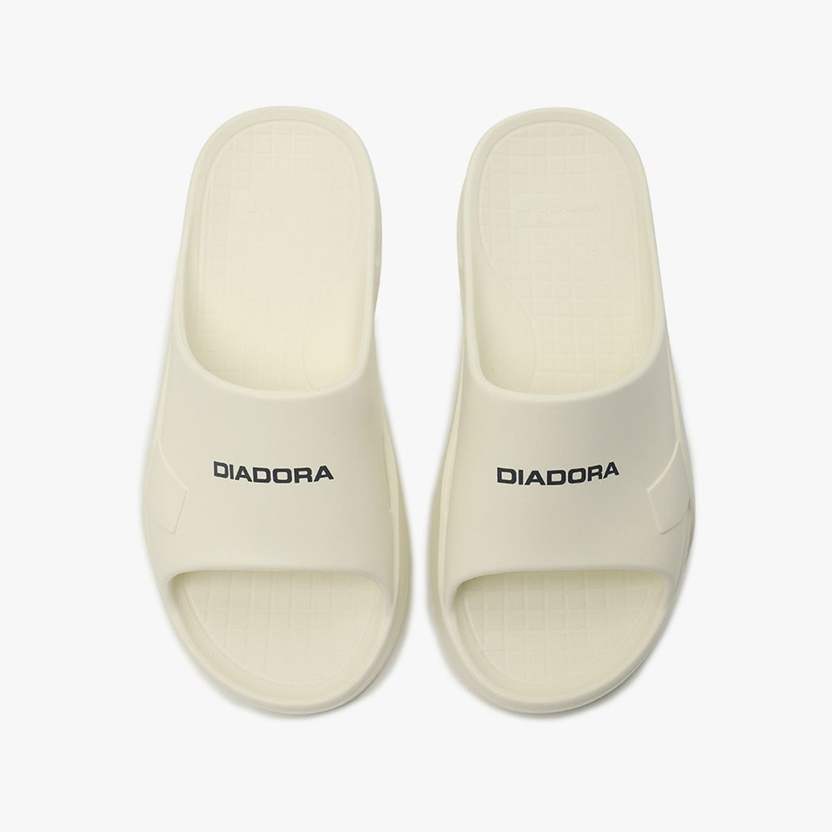 디아도라(diadora) 포사 슬라이드 IVORY