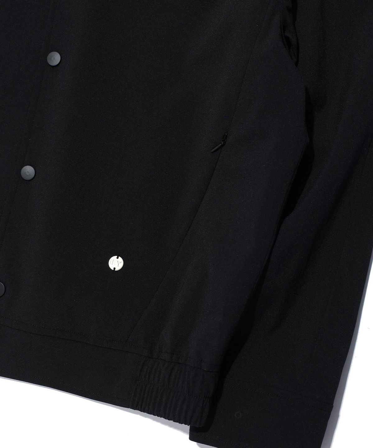 이에이(IEY) HILL SNAP JUMPER Black