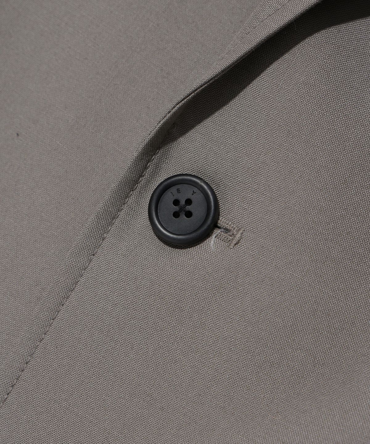 이에이(IEY) MN TAILORED BLAZER Khaki