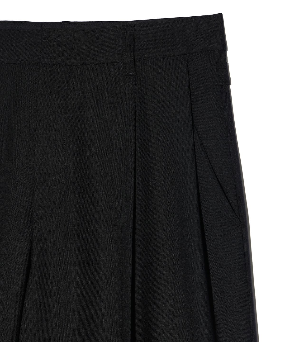 이에이(IEY) DEMIAN COMFORT SLACKS Black