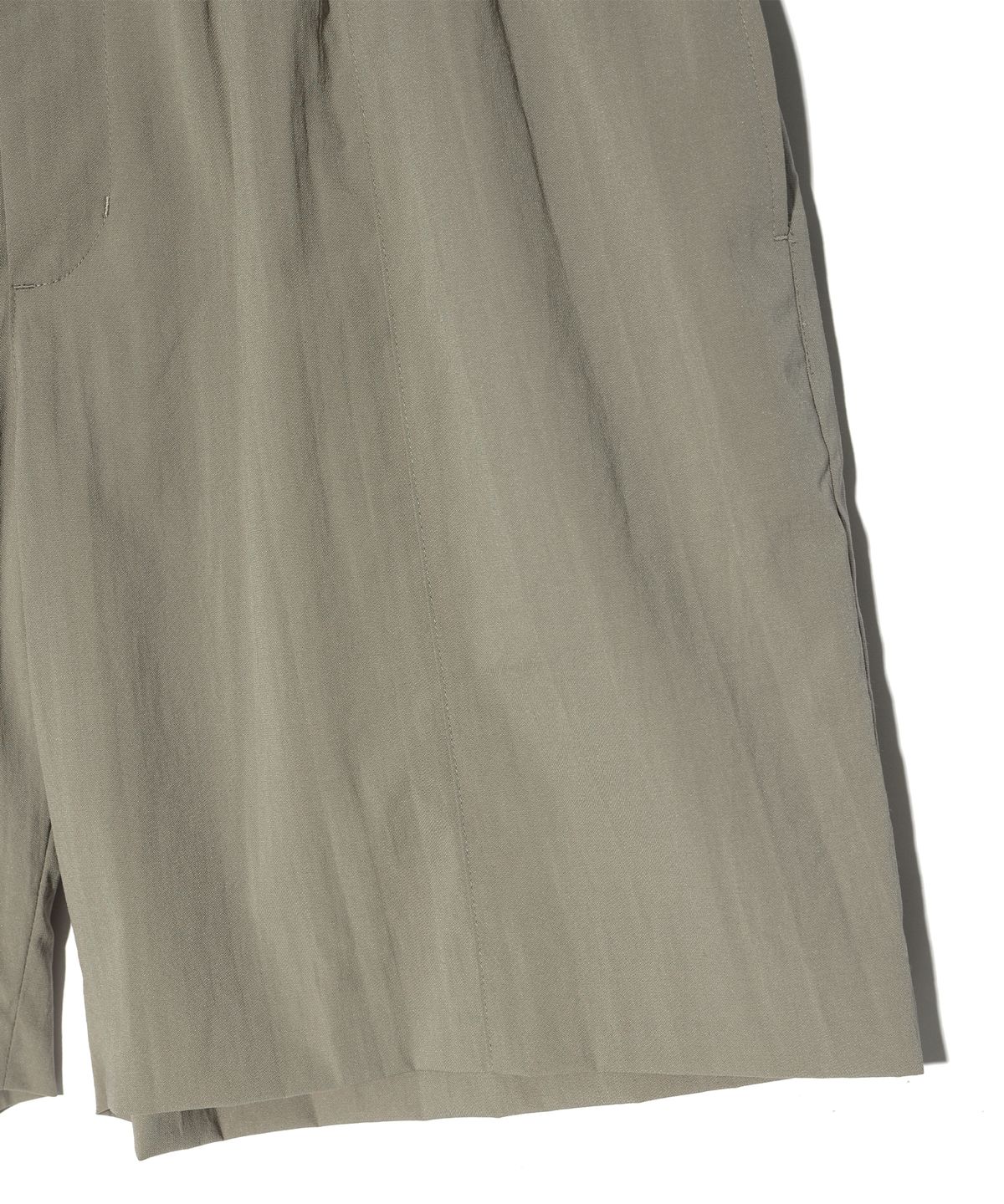이에이(IEY) HILL BERMUDA PANTS Khaki