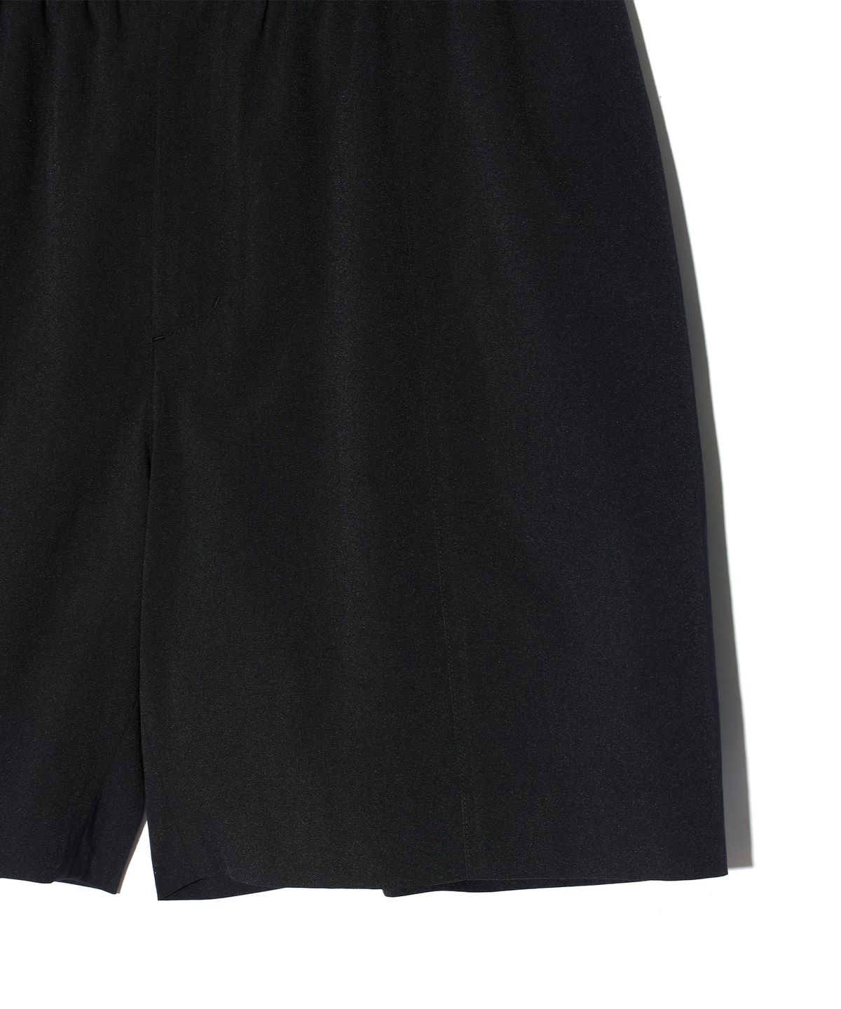 이에이(IEY) HILL BERMUDA PANTS Black
