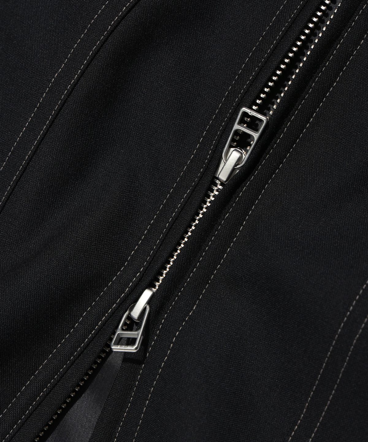 이에이(IEY) HARRIS BELTED JACKET Black