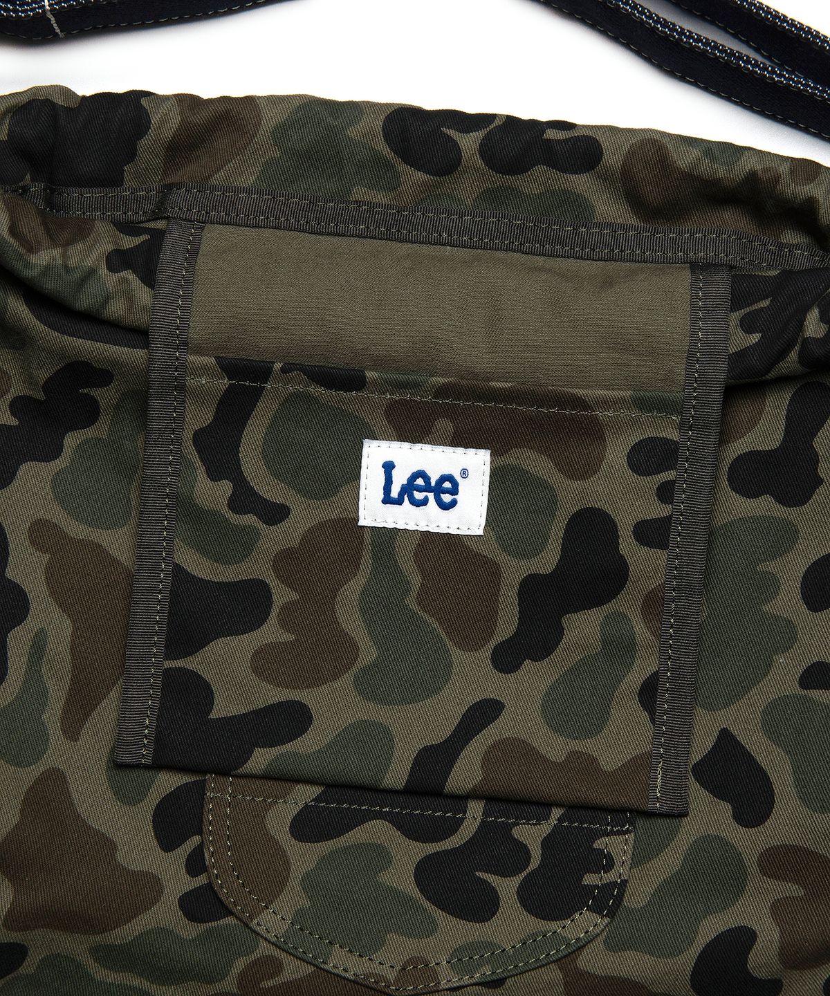 리(LEE) 코튼 버킷 숄더백 카모