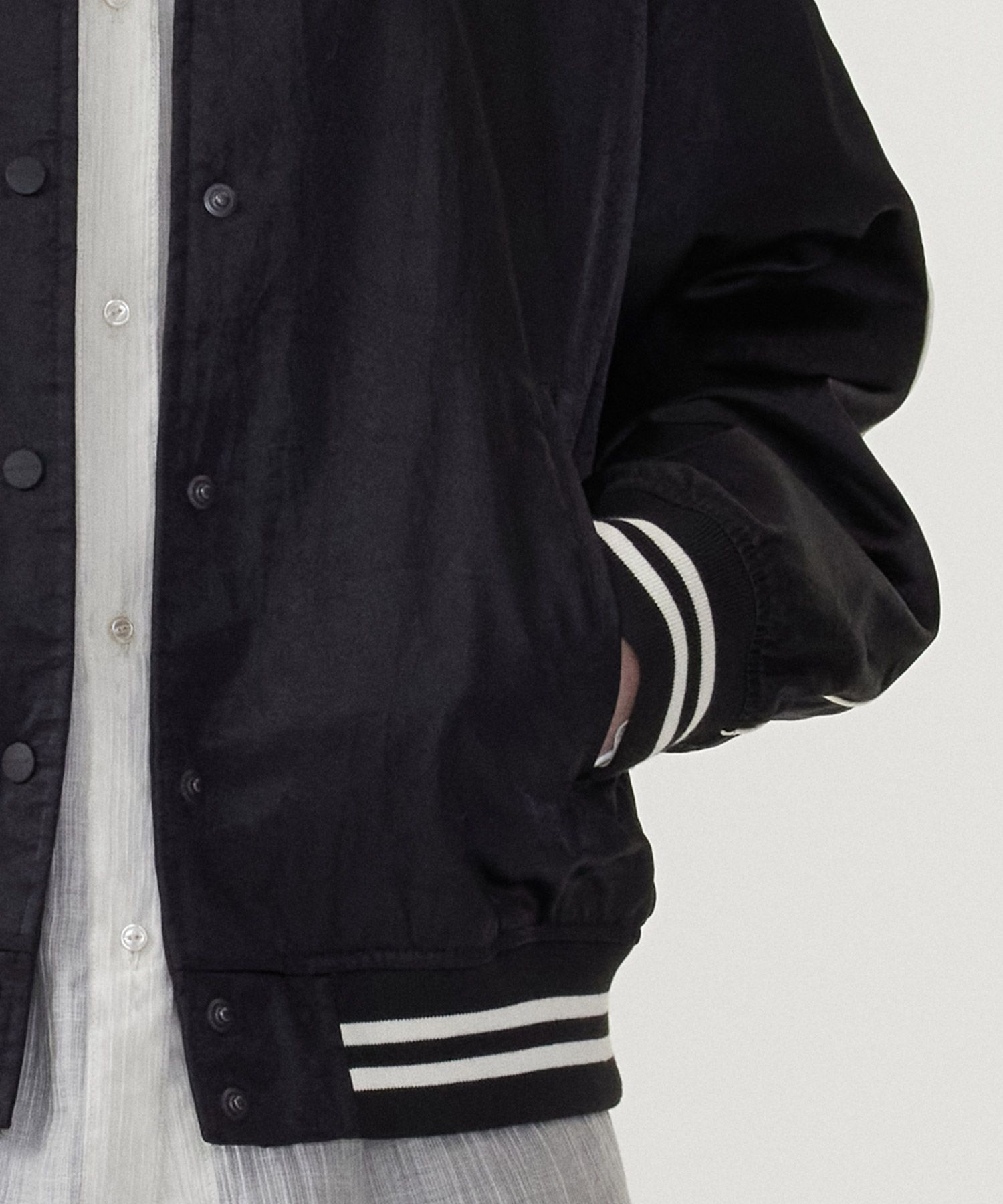 COVERNAT ♥ Women's Varsity Jacket MUSINSA | COVERNAT WOMAN Women's Satin Varsity Jacket Black