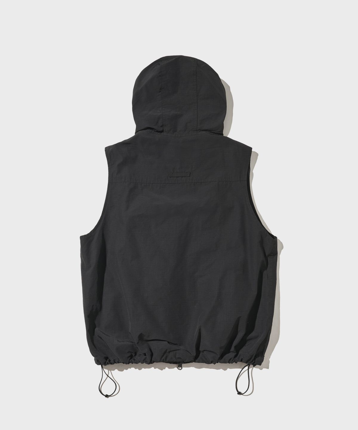 아웃스탠딩(OUTSTANDING) SAFARI HOOD VEST_BLACK