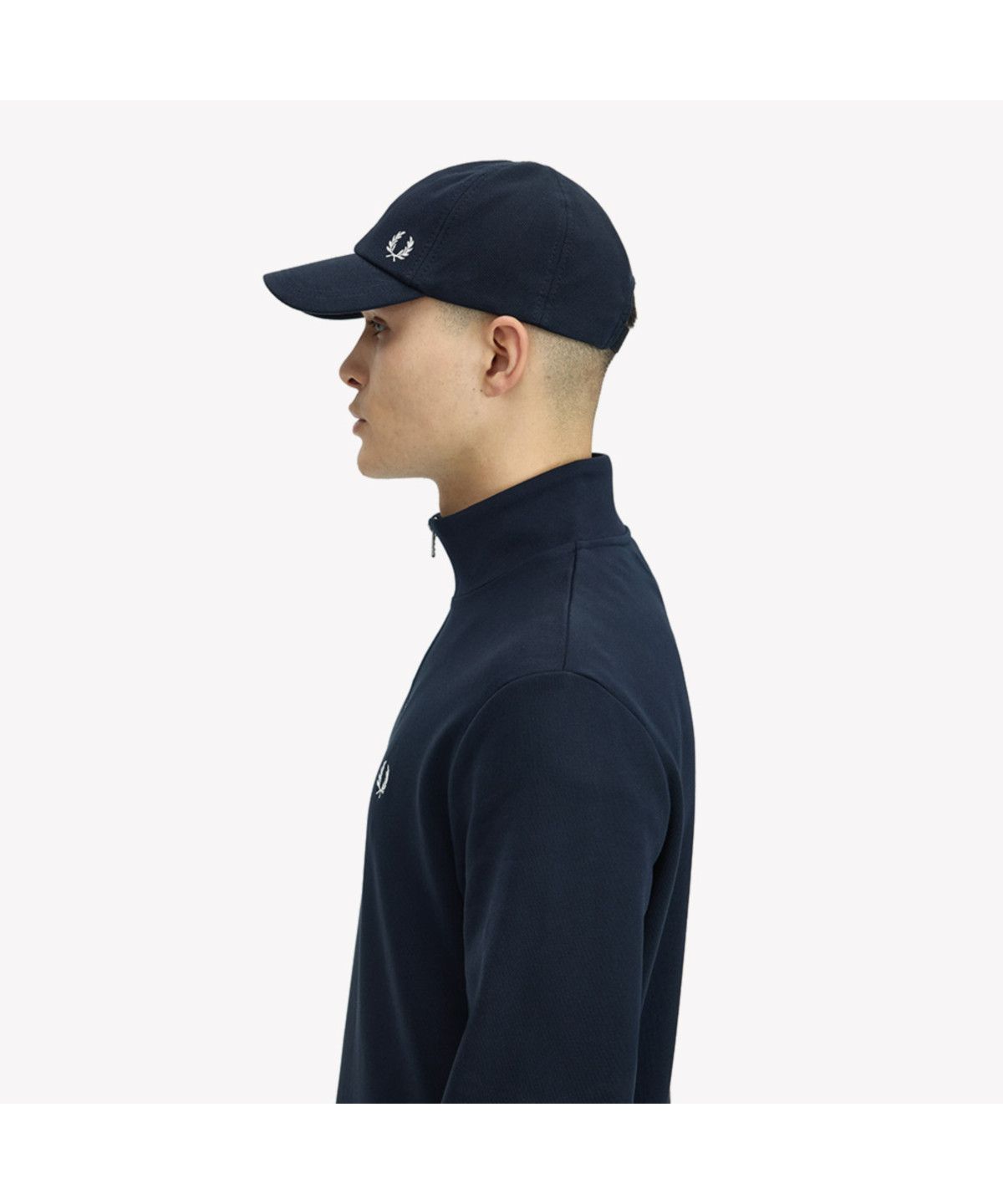 프레드페리(FRED PERRY) 피케 클래식 캡 - 네이비/스노우 화이트 CFPU2516726-267