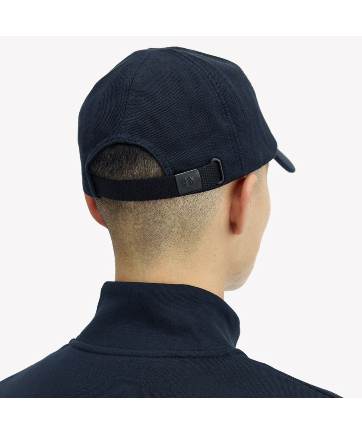 프레드페리(FRED PERRY) 피케 클래식 캡 - 네이비/스노우 화이트 CFPU2516726-267