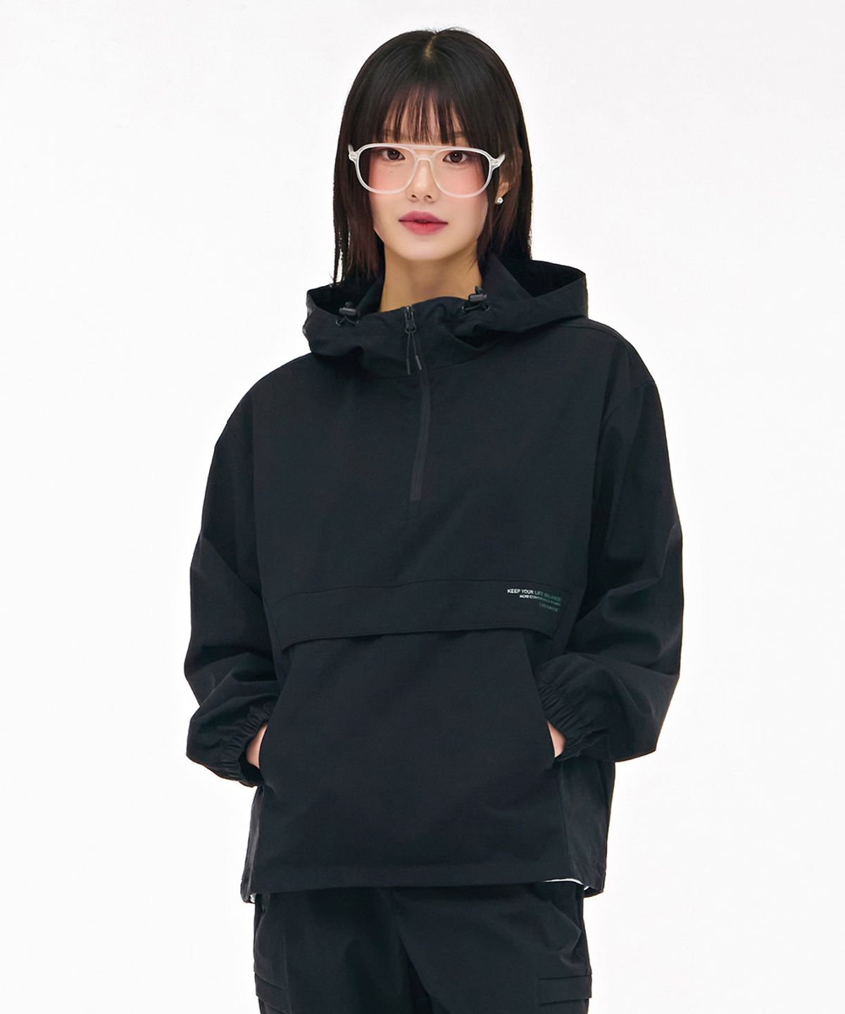 체이스컬트(CHASECULT) 공용 스트레치 후드 아노락 티셔츠-블랙