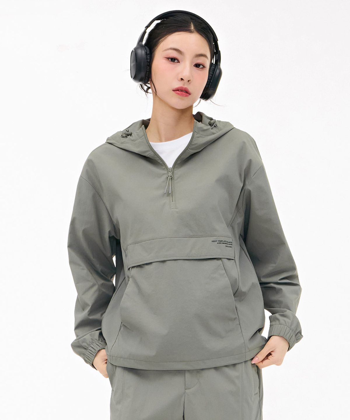 체이스컬트(CHASECULT) 공용 스트레치 후드 아노락 티셔츠-카키