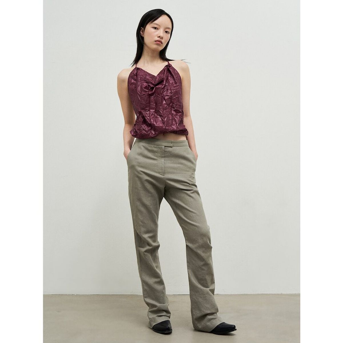 앙개(ANGGAE) Gelato Wrinkle Halter Blouse  Red