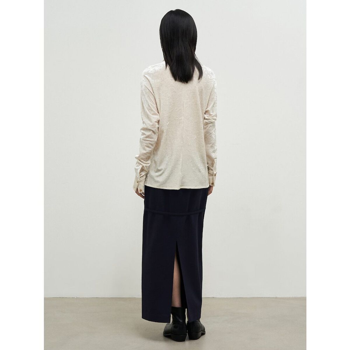 앙개(ANGGAE) Washed Velvet Long Shirts  Ivory