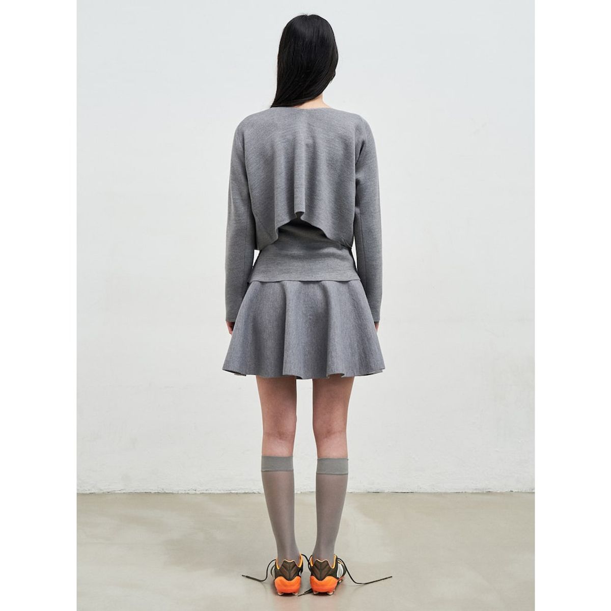 앙개(ANGGAE) Ballet Trainer Wrap Cardigan  Grey