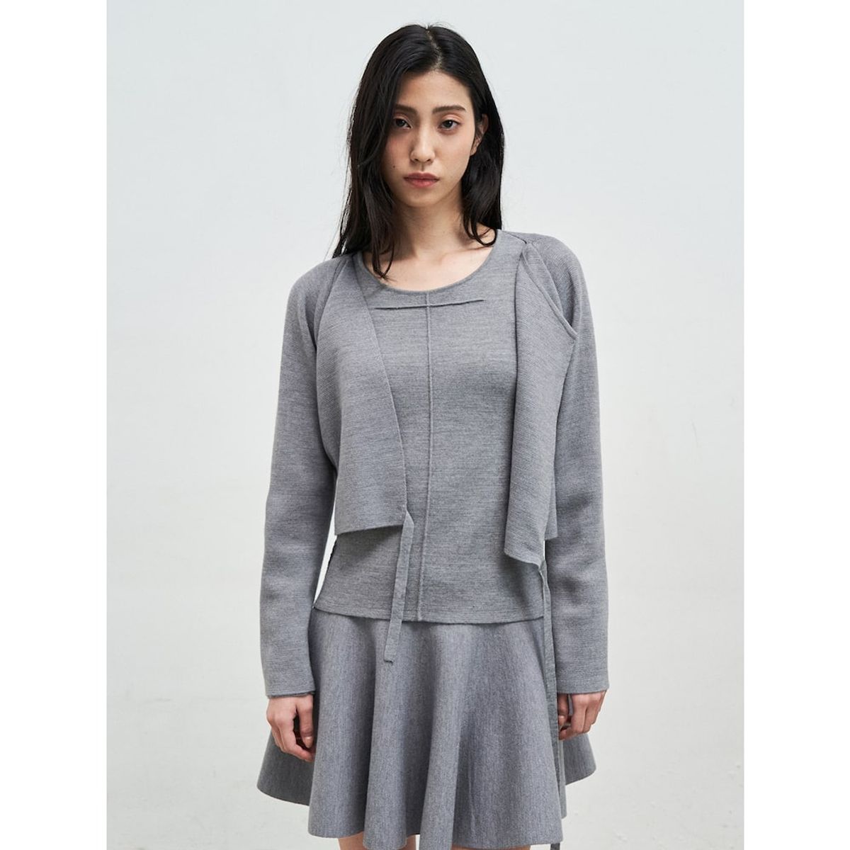 앙개(ANGGAE) Ballet Trainer Wrap Cardigan  Grey