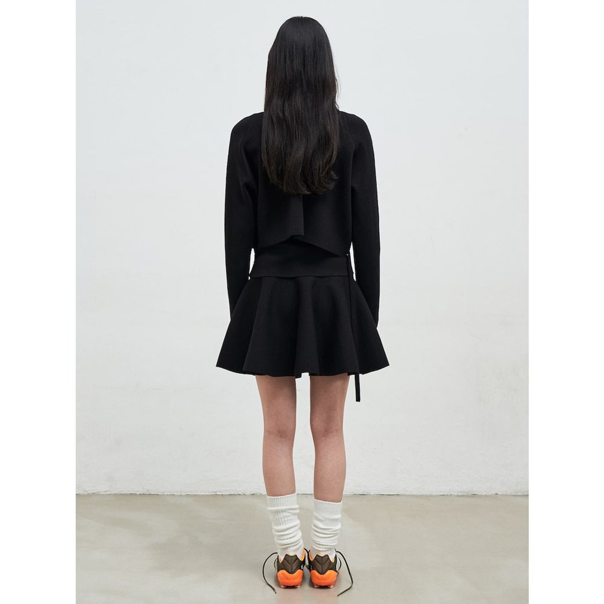 앙개(ANGGAE) Ballet Trainer Wrap Cardigan  Black