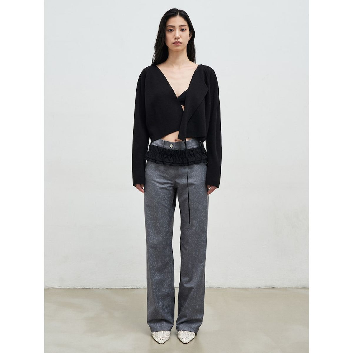 앙개(ANGGAE) Ballet Trainer Wrap Cardigan  Black
