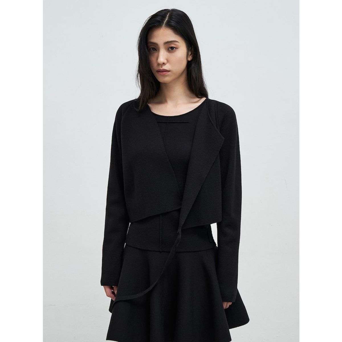 앙개(ANGGAE) Ballet Trainer Wrap Cardigan  Black