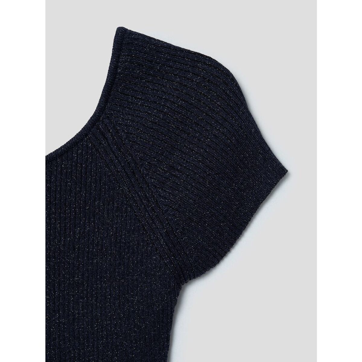 앙개(ANGGAE) TwoTone Backless Pullover  Navy
