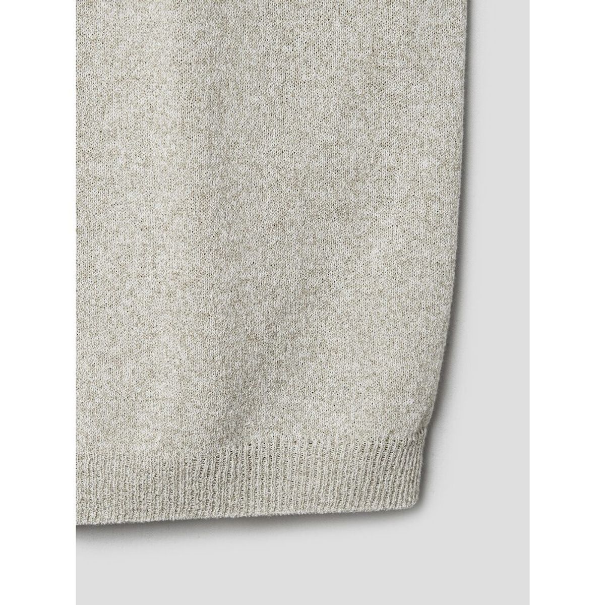 앙개(ANGGAE) Halterneck Knit Top  Khaki