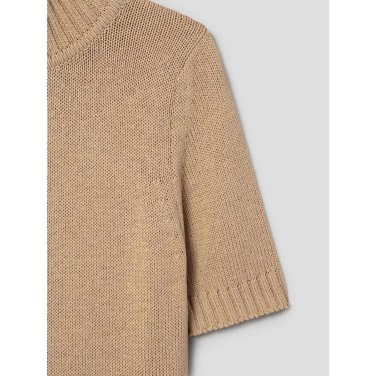 앙개(ANGGAE) Back CutOut Pullover  Beige