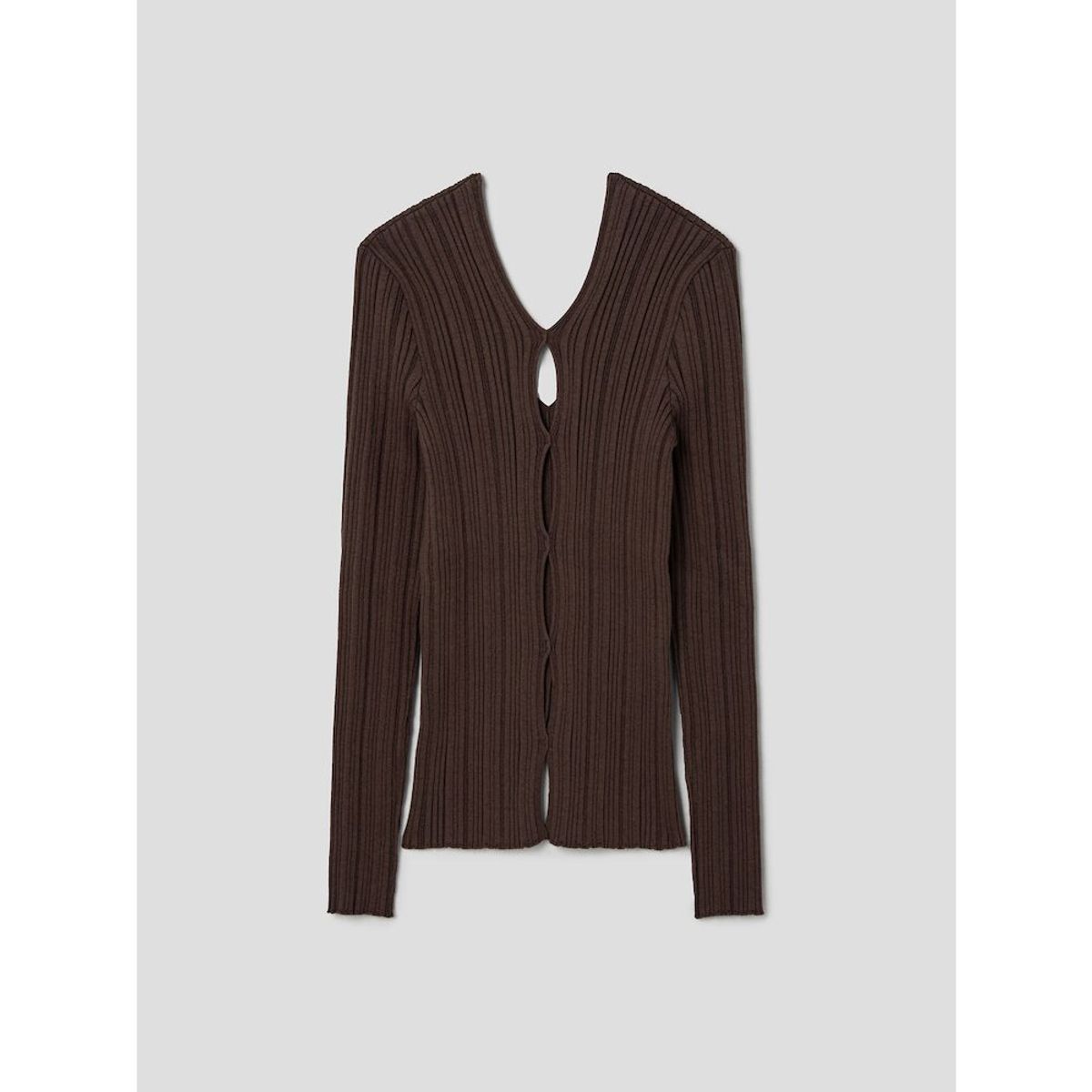 앙개(ANGGAE) V Neck Slit Knit Pullover  Brown