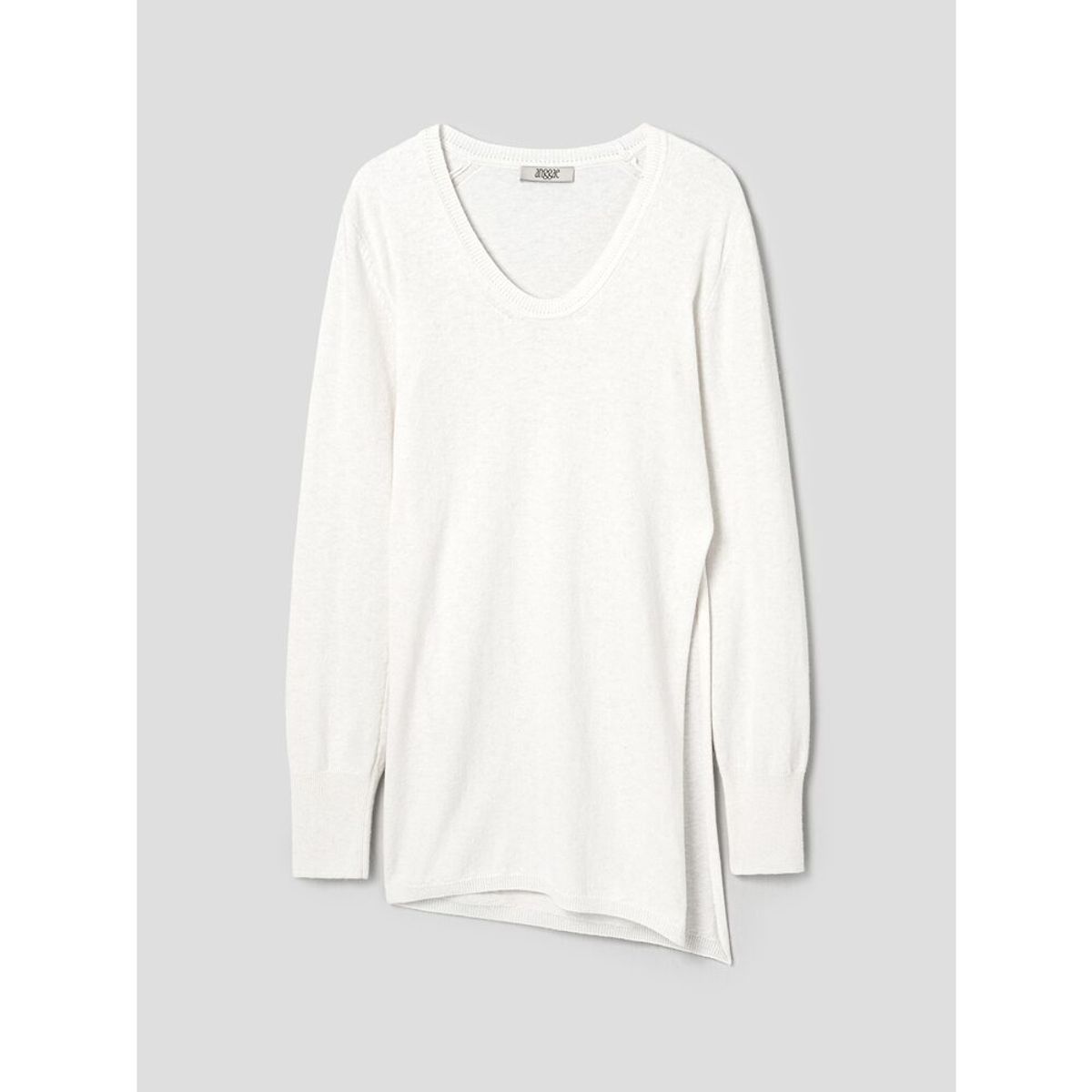 앙개(ANGGAE) U Neck Long Slit Pullover  White