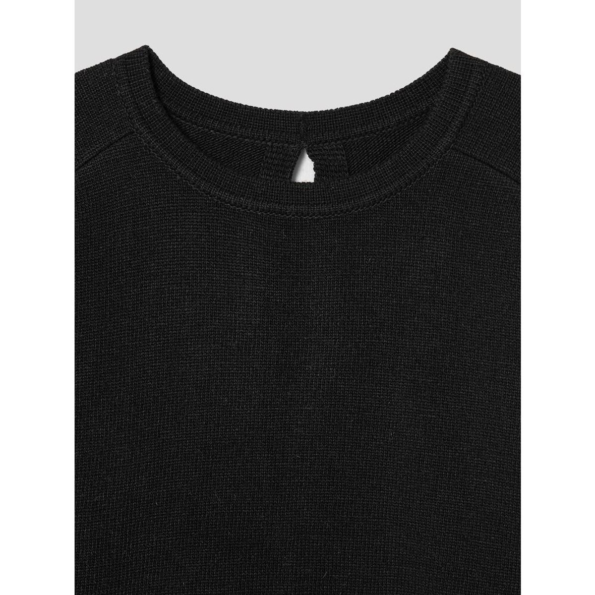 앙개(ANGGAE) Lambswool Blend 2Holes Solid Pullover  Black