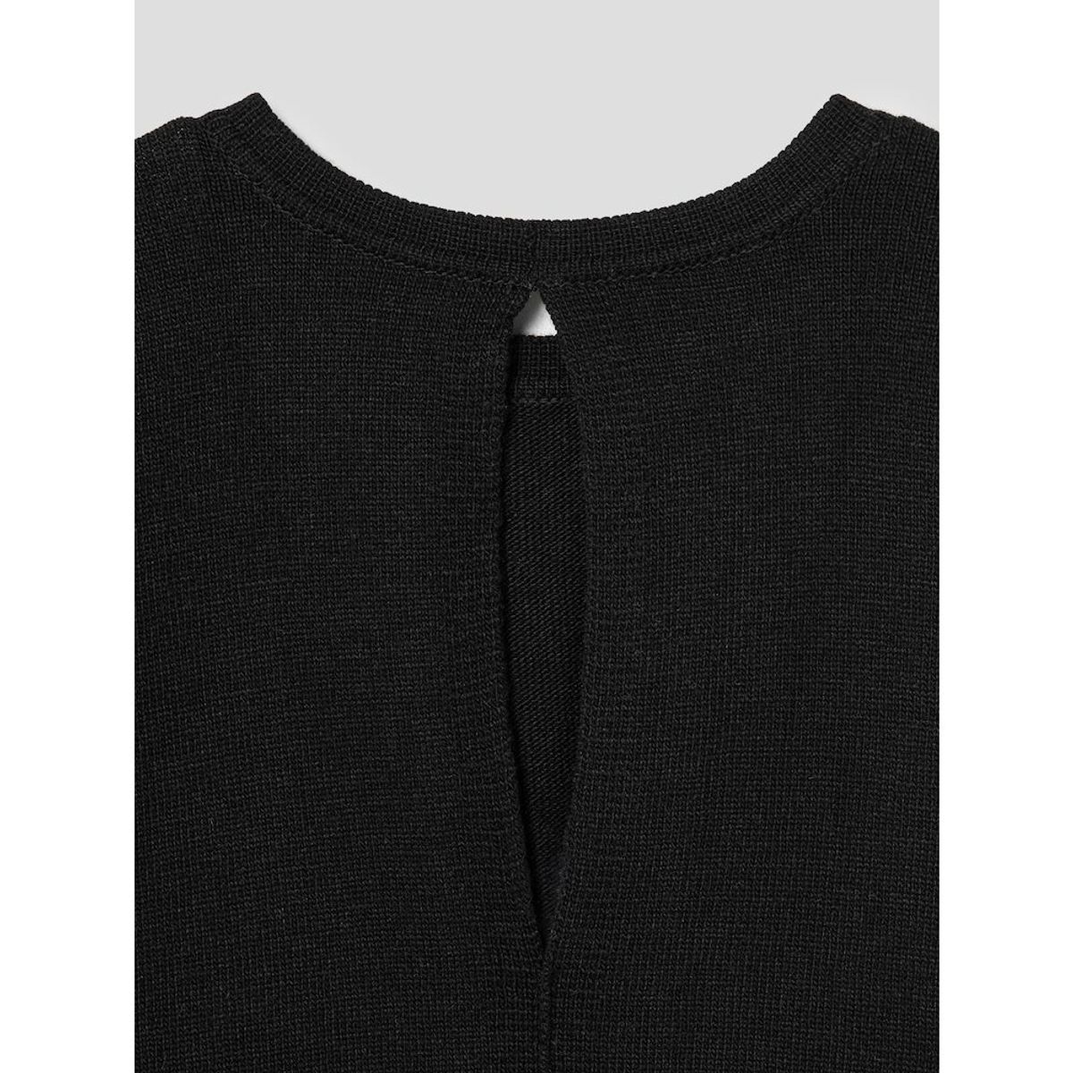 앙개(ANGGAE) Lambswool Blend 2Holes Solid Pullover  Black