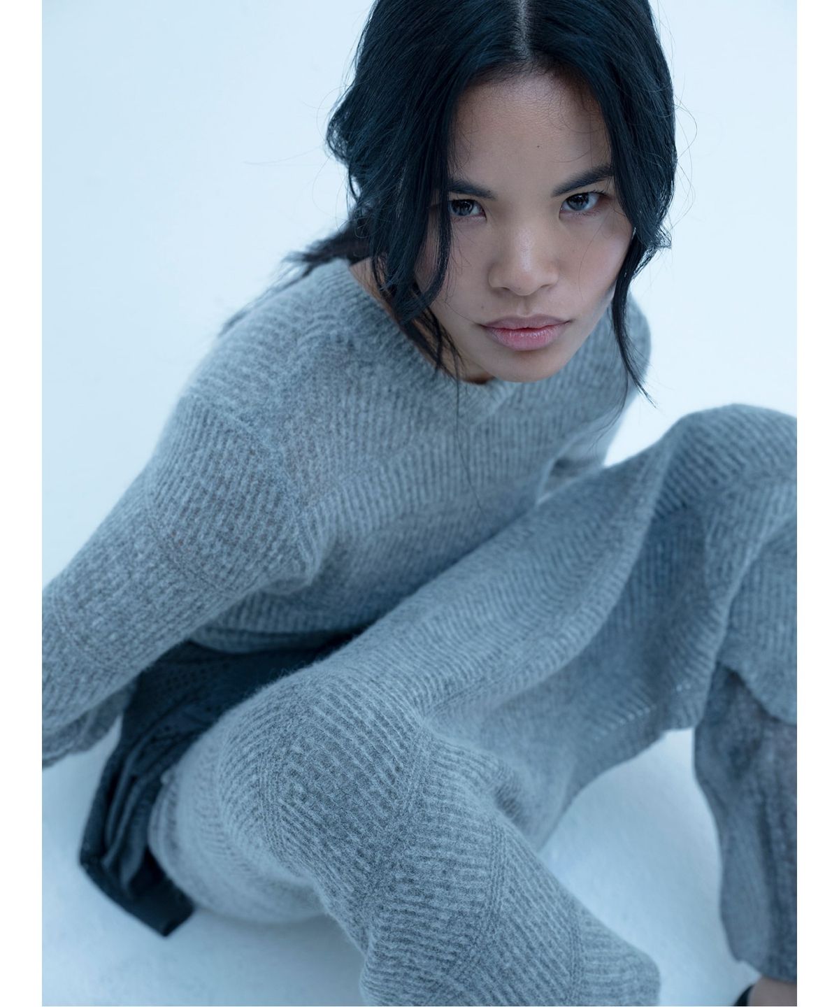 앙개(ANGGAE) Alpaca Blend Round Pullover  Grey