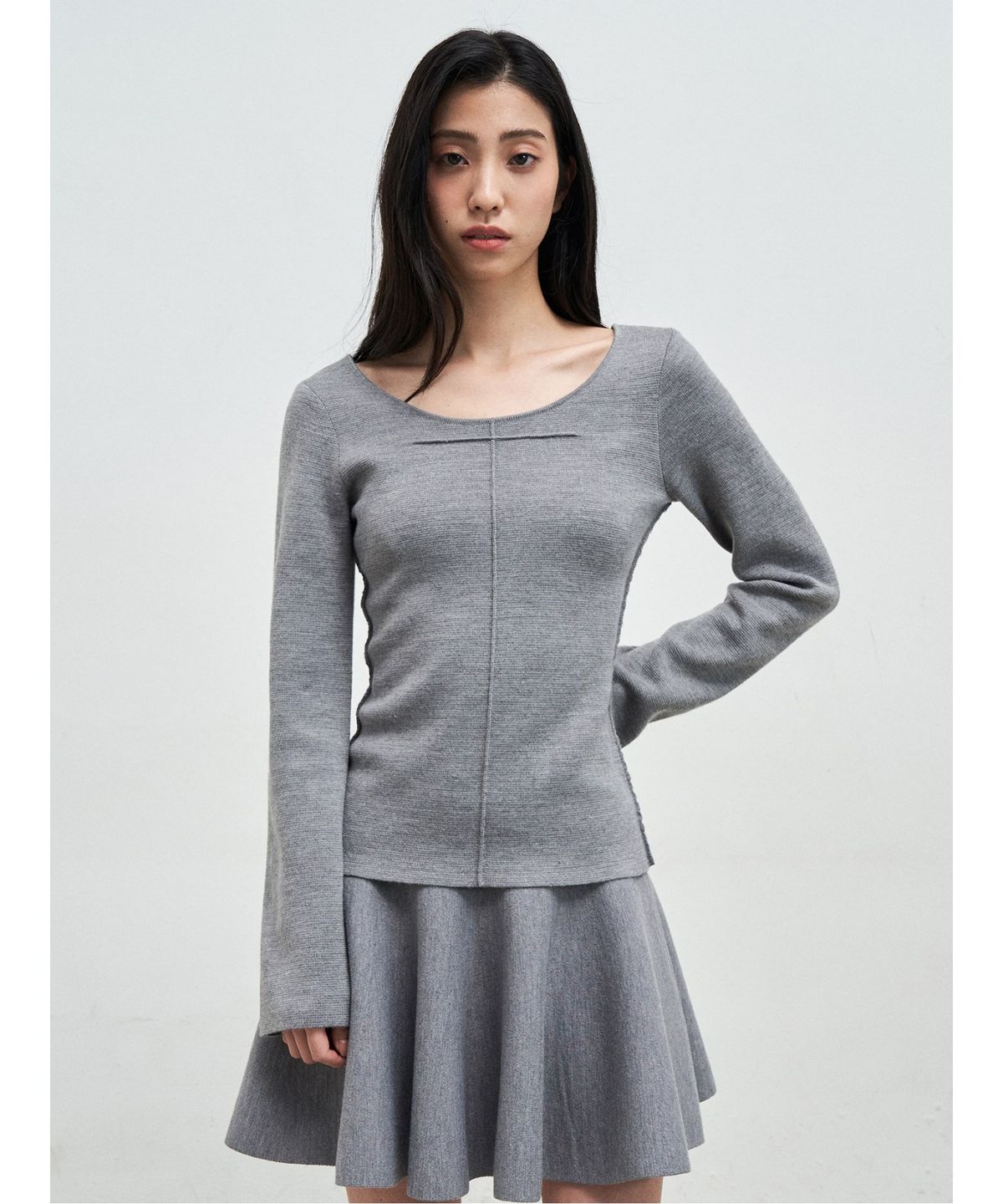 앙개(ANGGAE) Scooped Neck Pullover  Grey