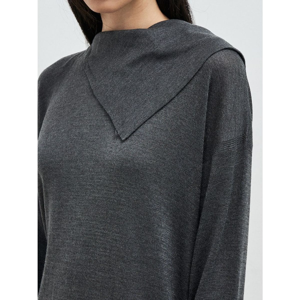 앙개(ANGGAE) Button Fluid Pullover  Ash