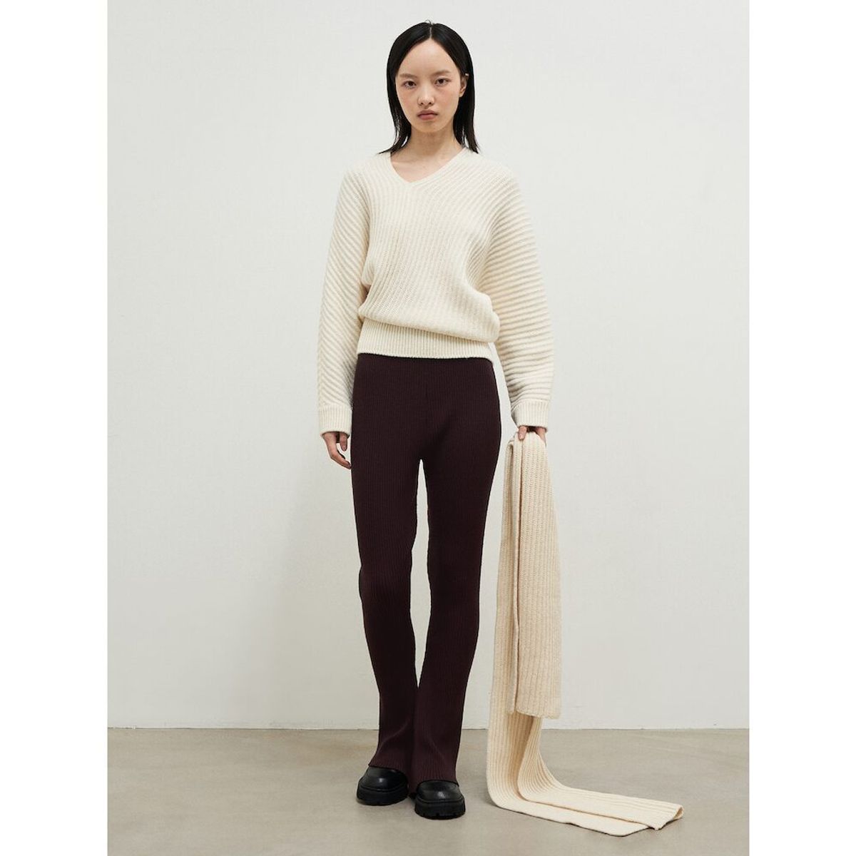 앙개(ANGGAE) Flare Knit Flare  Pants  Brown