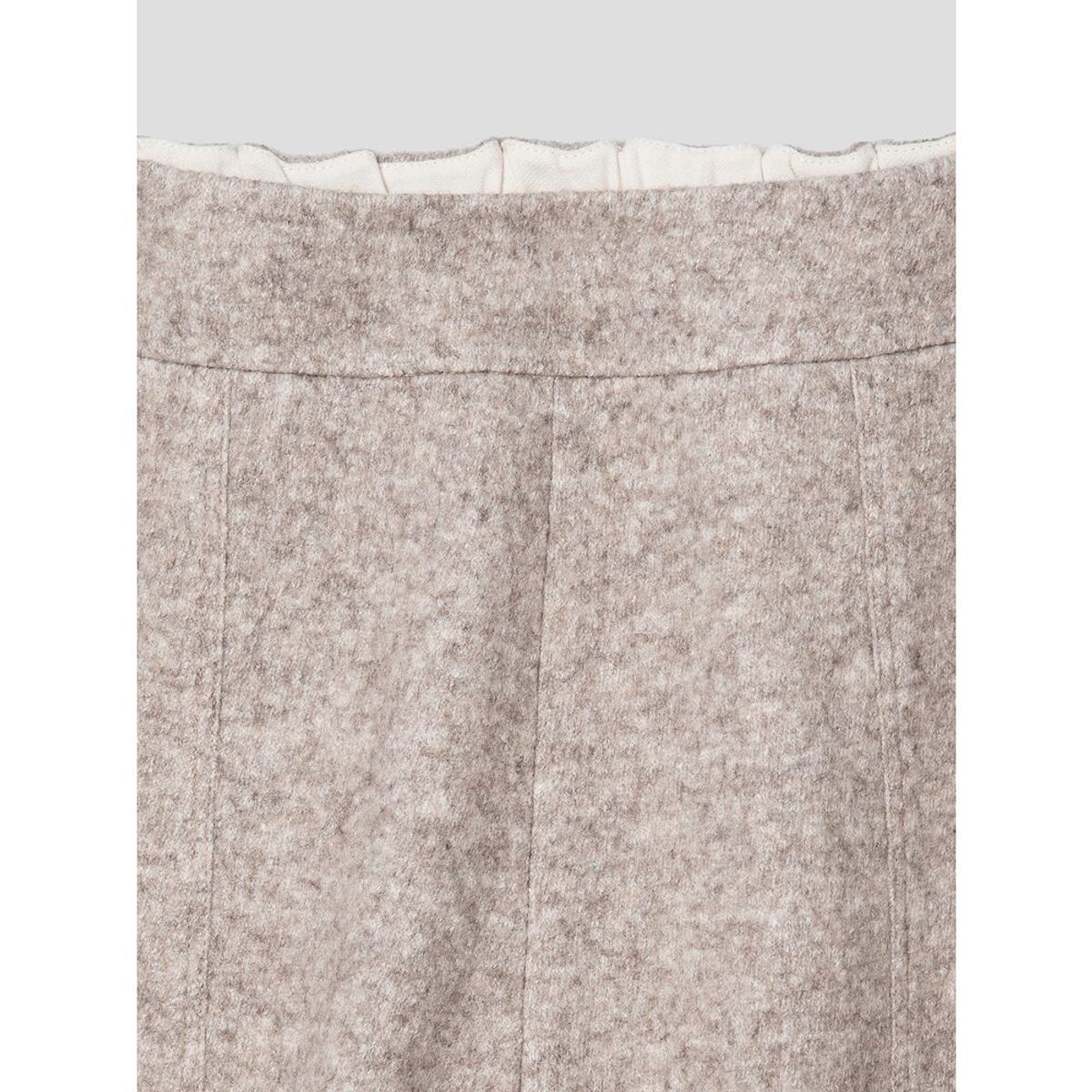 앙개(ANGGAE) Melange Wool Blend Curved Pants  Ivory