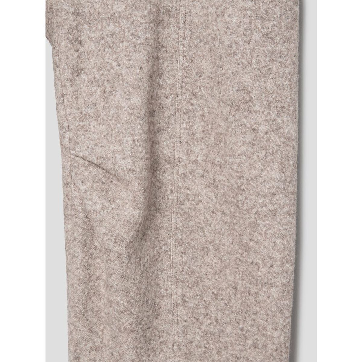 앙개(ANGGAE) Melange Wool Blend Curved Pants  Ivory