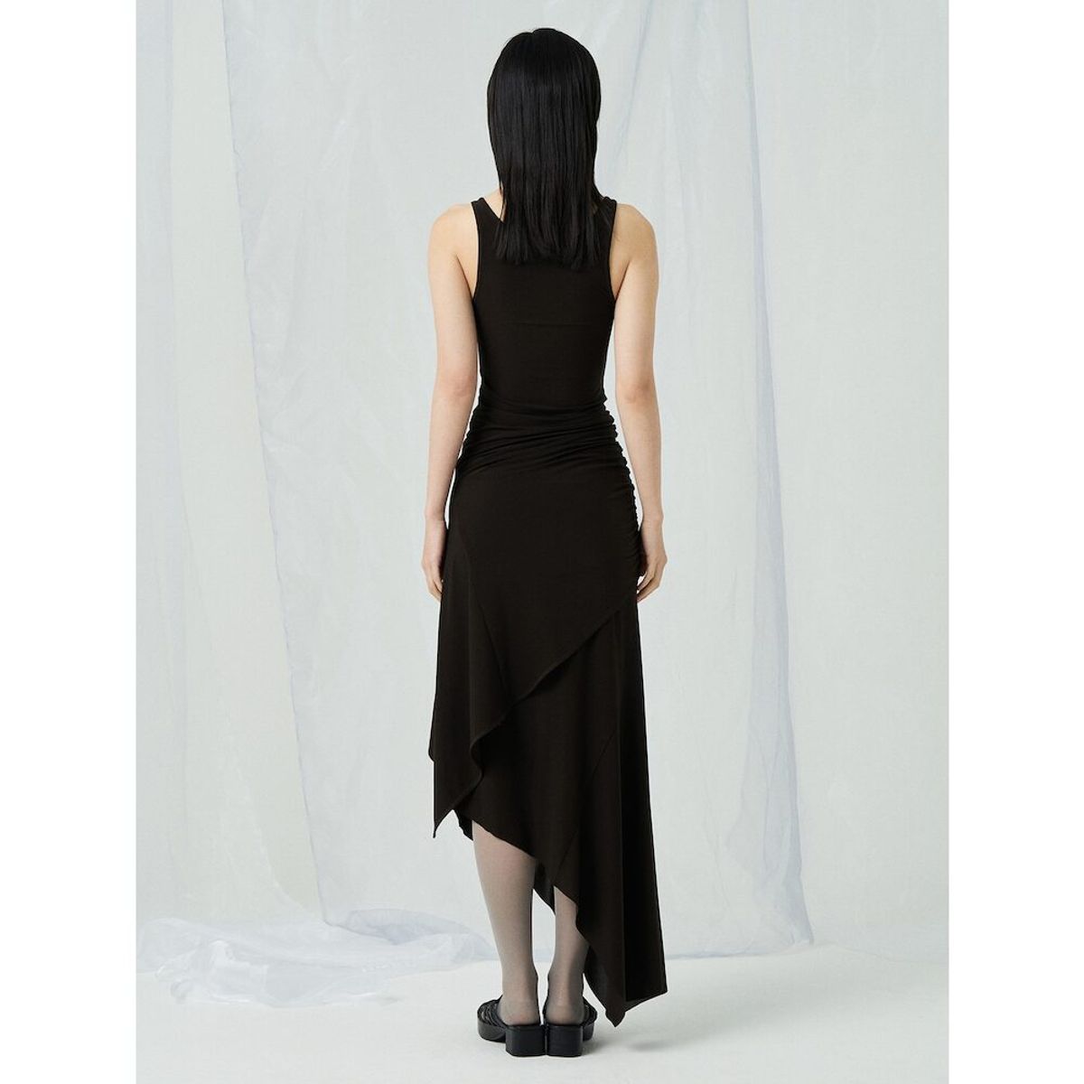 앙개(ANGGAE) Light Jersey Unbalanced Long Skirt  Brown